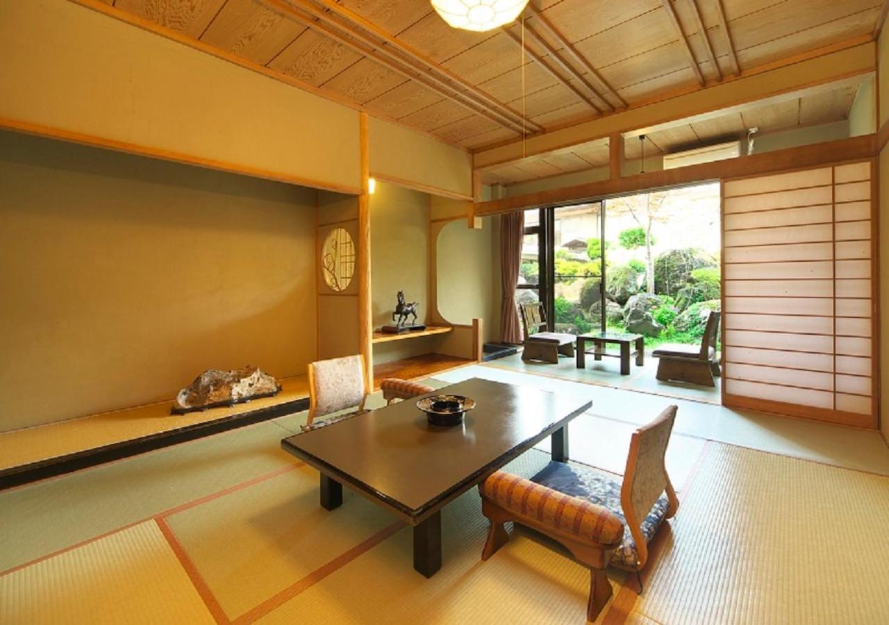 Meitei No Yado Hotel Koshien Fuefuki Eksteriør billede